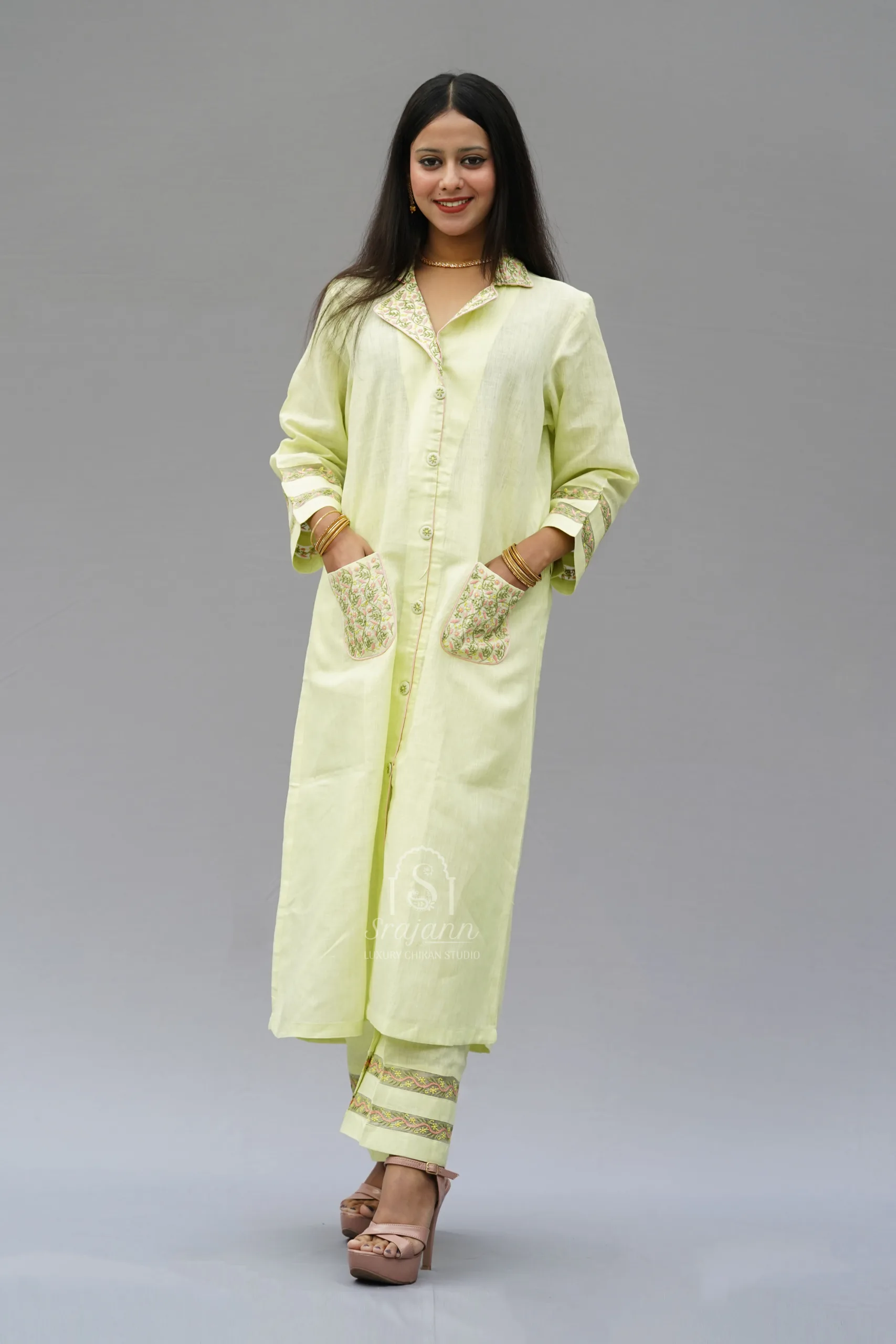 Embroidered Light Green Linen Lucknowi Chikankari Co-Ord Set: A coordinated set featuring delicate embroidery in the traditional Lucknowi Chikankari style, crafted from premium light green linen fabric