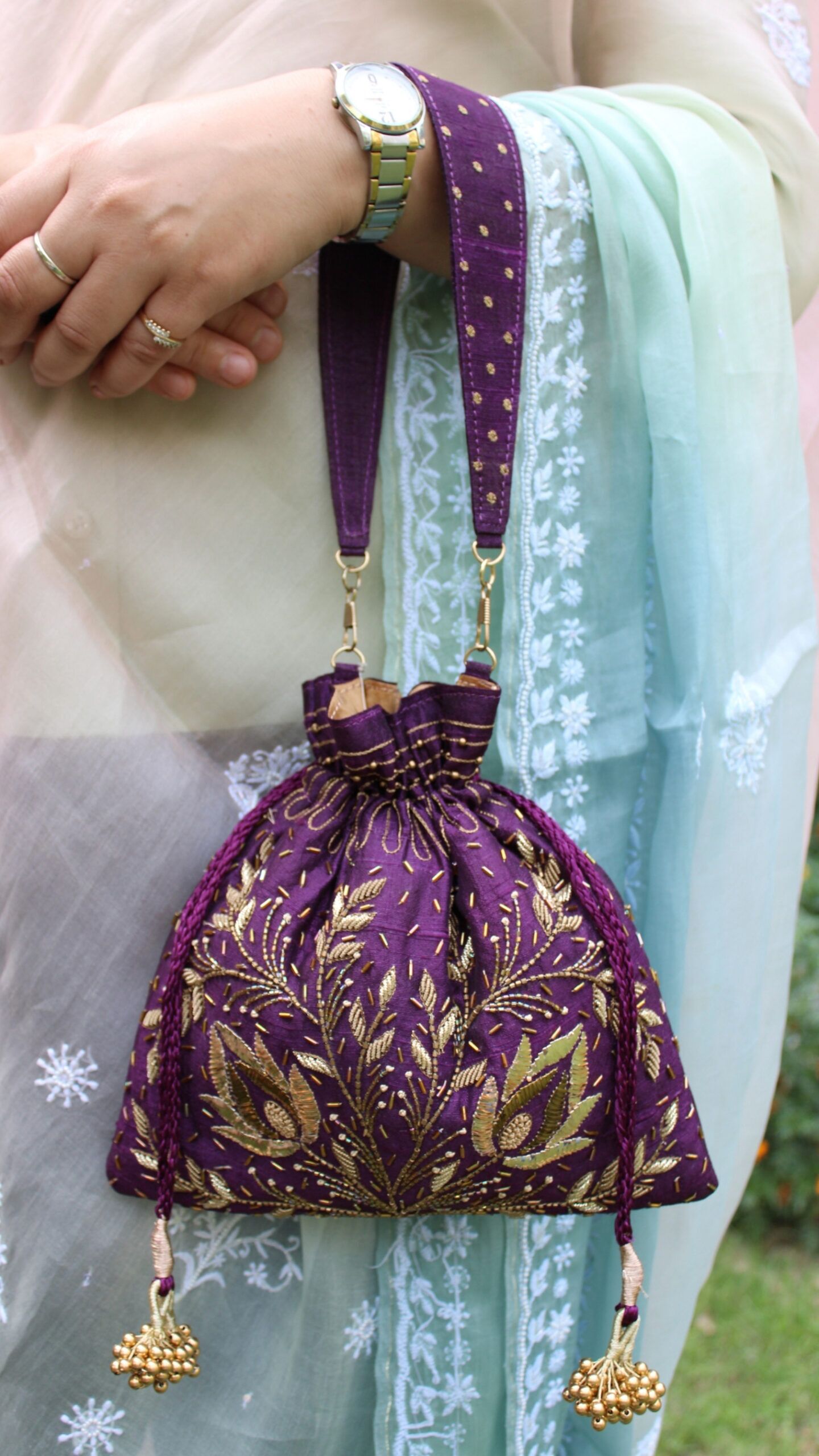 AUBERGINE ZARDOZI & MUKAISH POTLI - Image 1